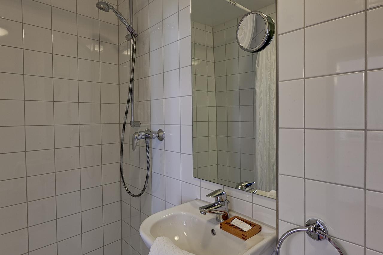 Hotel Kleine Radlerherberge Mockmuhl Экстерьер фото